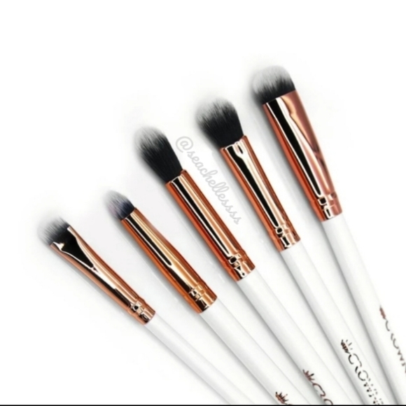 All Eyes On You | Crown Pro Brushes | Brand New in Box - Picture 6 of 6